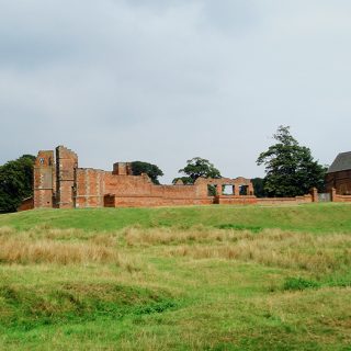 The ruins - Bradgate House, Birthplace of Lady Jane Grey - Bradgate Park